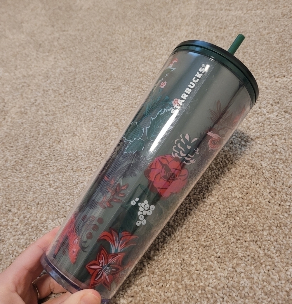 Starbucks Holiday Chtistmas 24oz Venti Tumbler Cup